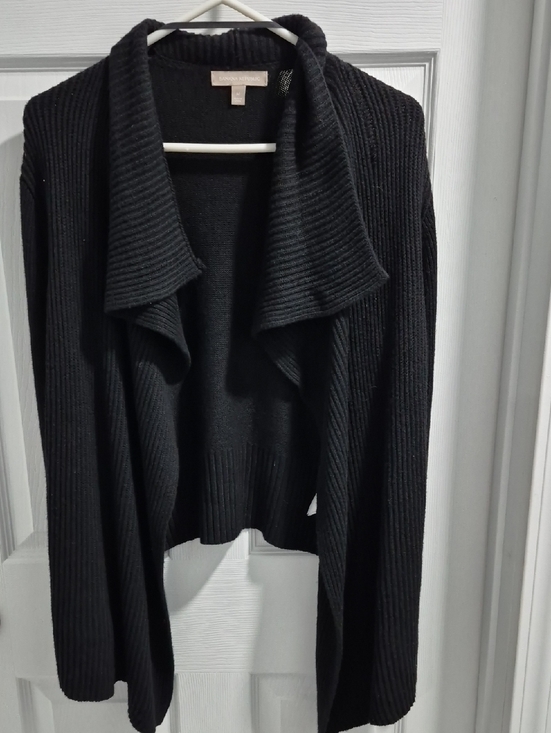 Banana Republic Accessories - Banana Republic Black Ribbed Open Draped Cardigan